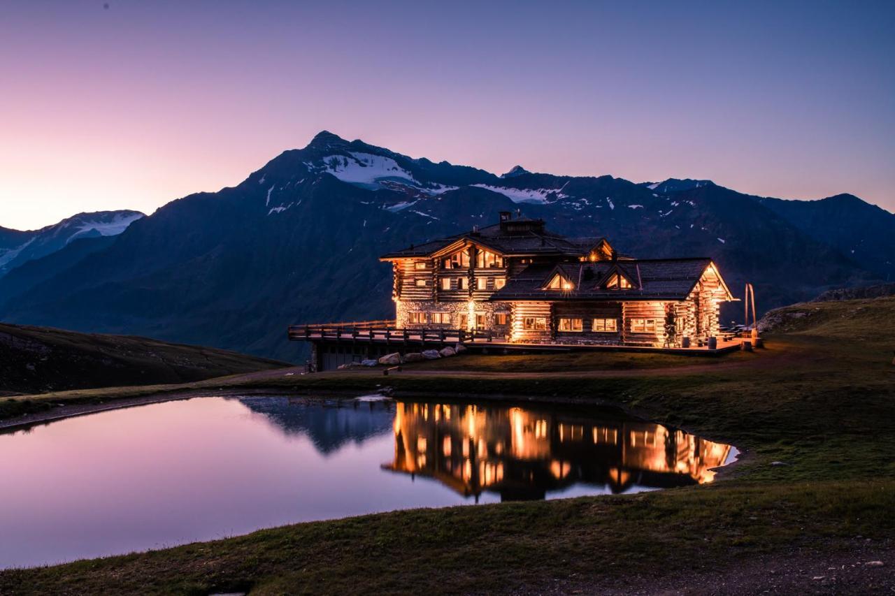 Sunny Valley Mountain Lodge Bormio Bagian luar foto