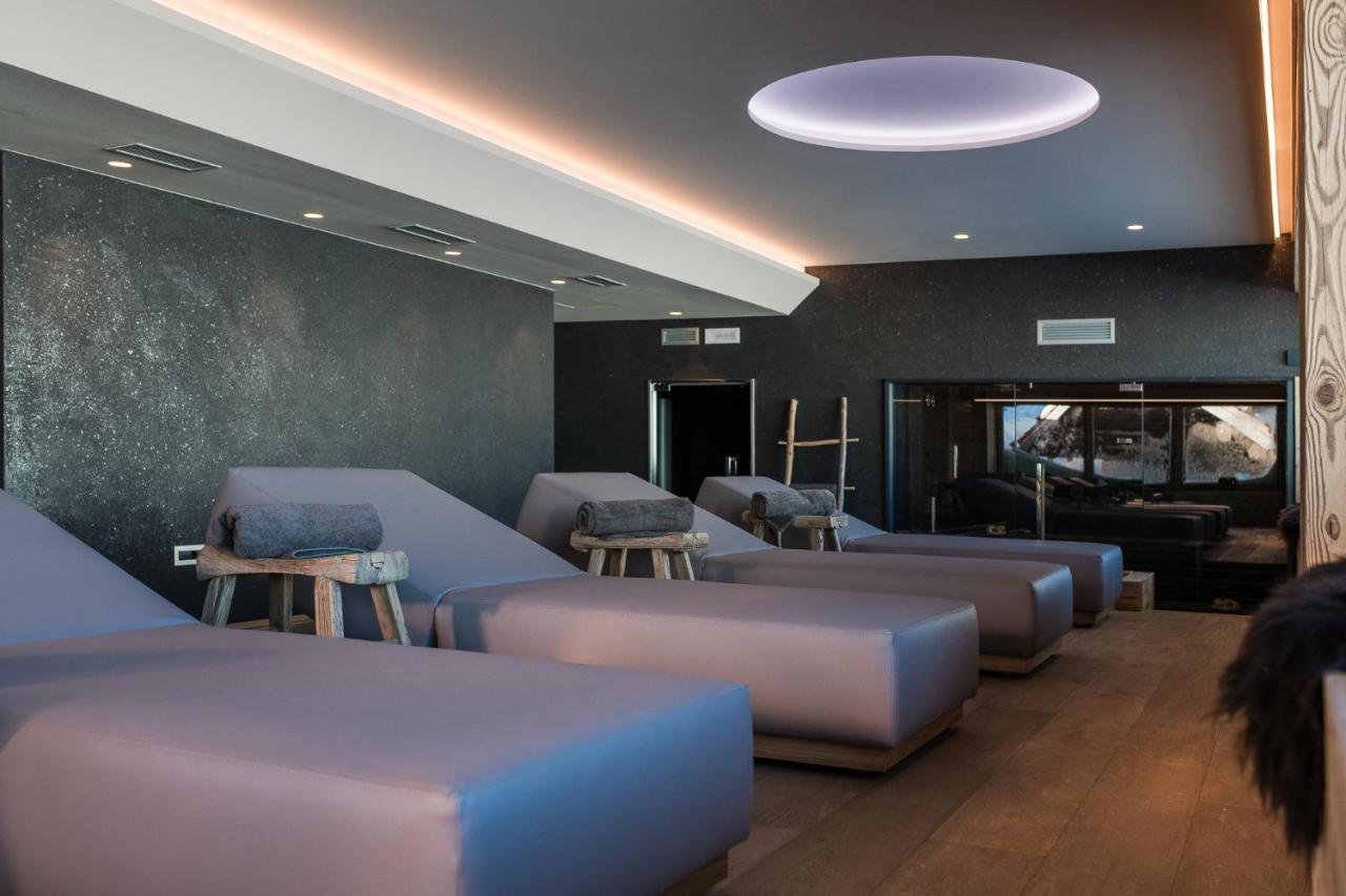 Sunny Valley Mountain Lodge Bormio Bagian luar foto